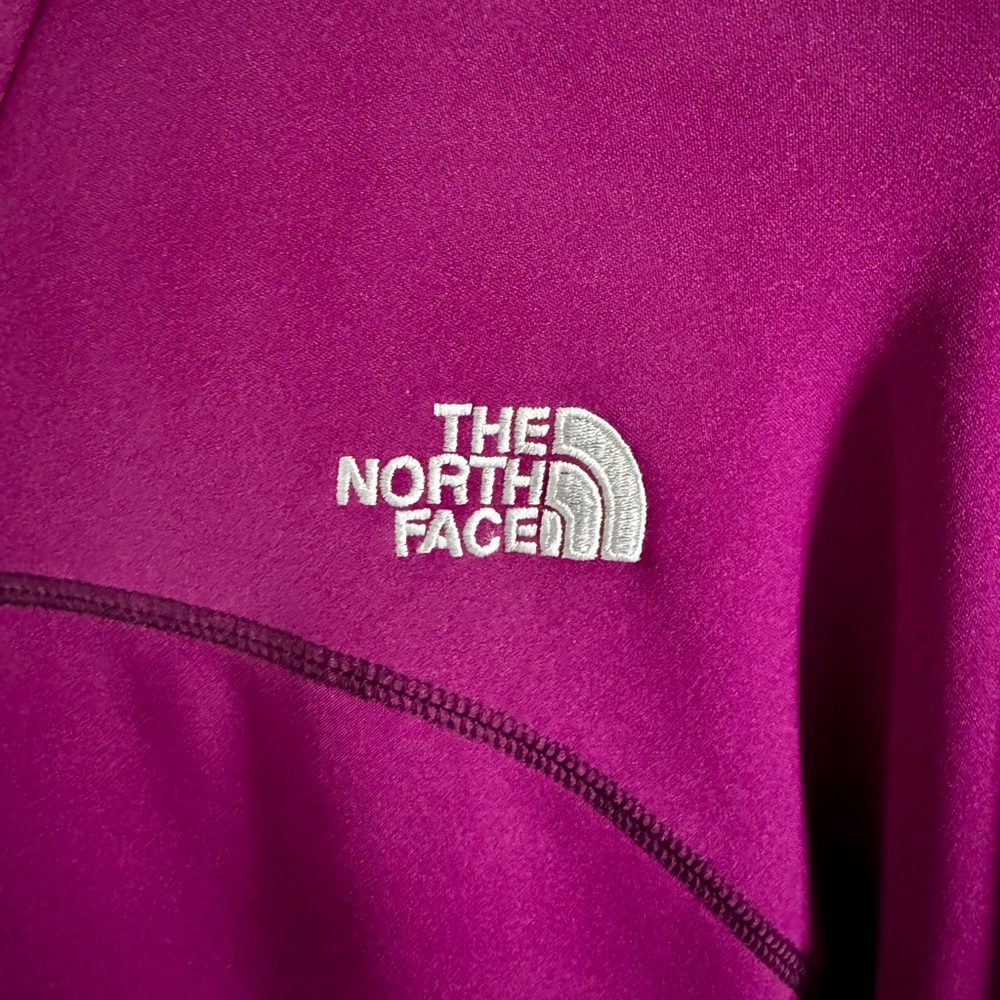 The North Face Women's Large Mulberry colored zip up Jacket - Picture 3 of 7
